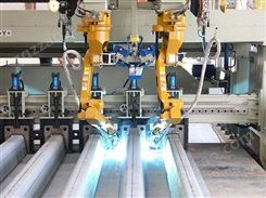 U肋板装配机器人焊接系统（双机器人）(在线咨询)-常州海宝焊割