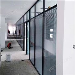 青岛办公玻璃隔断工厂诊所学校安装隔断墙至本锦恒