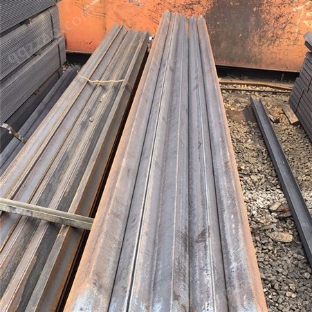 云南角钢生产厂家 薄壁角钢出售商 热轧型材供应商